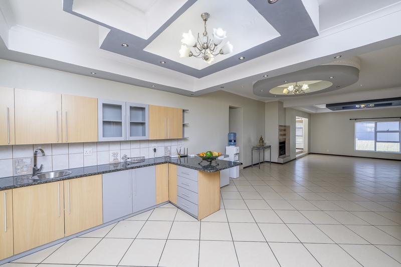 To Let 6 Bedroom Property for Rent in Kleinbron Estate Western Cape